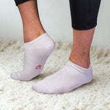 Ankle white bamboo socks with colour-coding